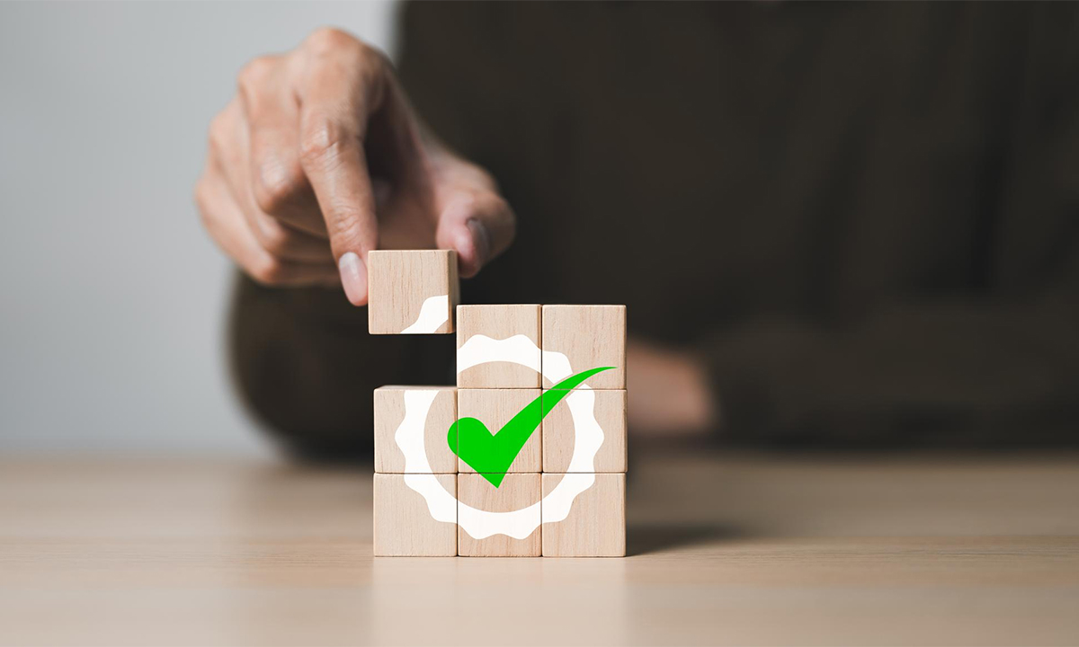 Titelbild dbt – Qualitätssicherung im Datenumfeld: Teststrategien mit dem data build tool